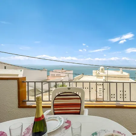 Pretty With Balcony Apartment *