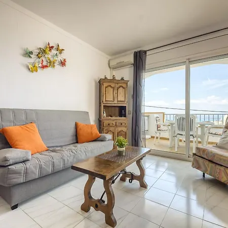 Apartment Pretty With Balcony *