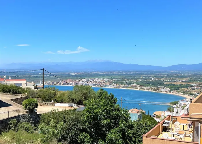 In Near Cap De Creus Lejlighed *