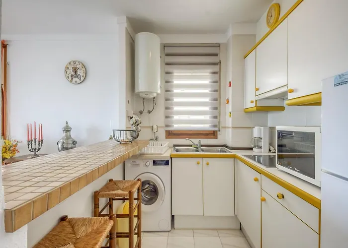 In Near Cap De Creus * Roses